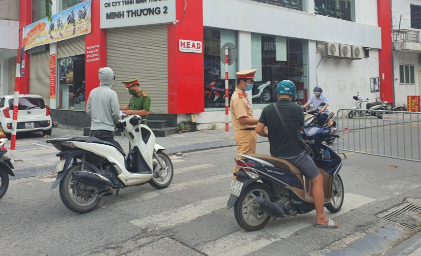 Hà Nội xử phạt 685 trường hợp vi phạm quy định phòng, chống dịch